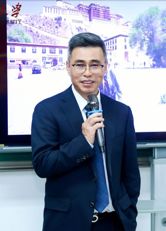 北京大学新媒体时代工商管理高级研修班7月课程回顾:两天学习领导力提升与企业投融资